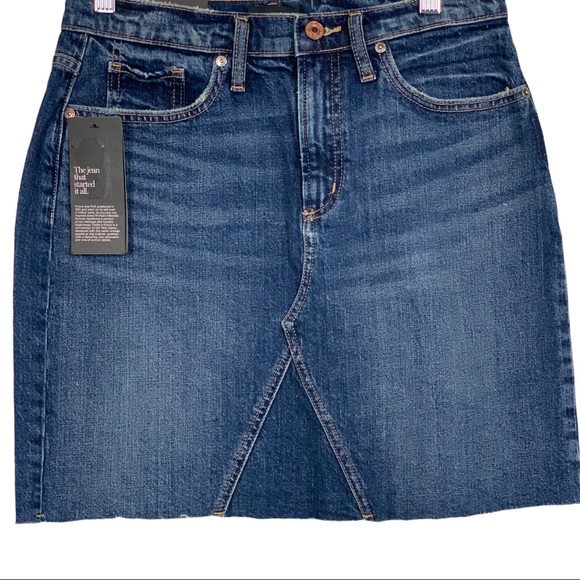 NWT Silver Jeans Co. High Rise Frisco Denim Frayed Hem Mini-Skirt Women's size 0 - Picture 3 of 15